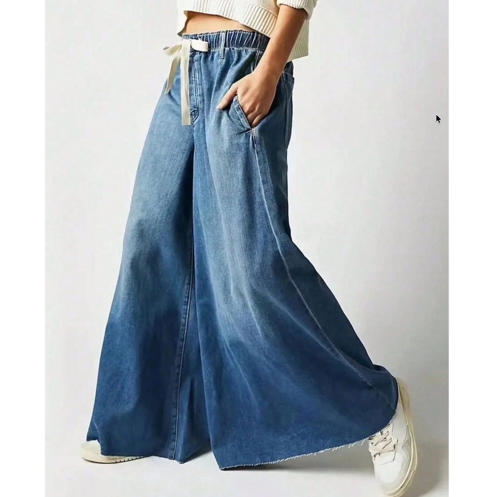 Dark Wash Stretchy Waist Pockets Wide Leg Denim Jeans